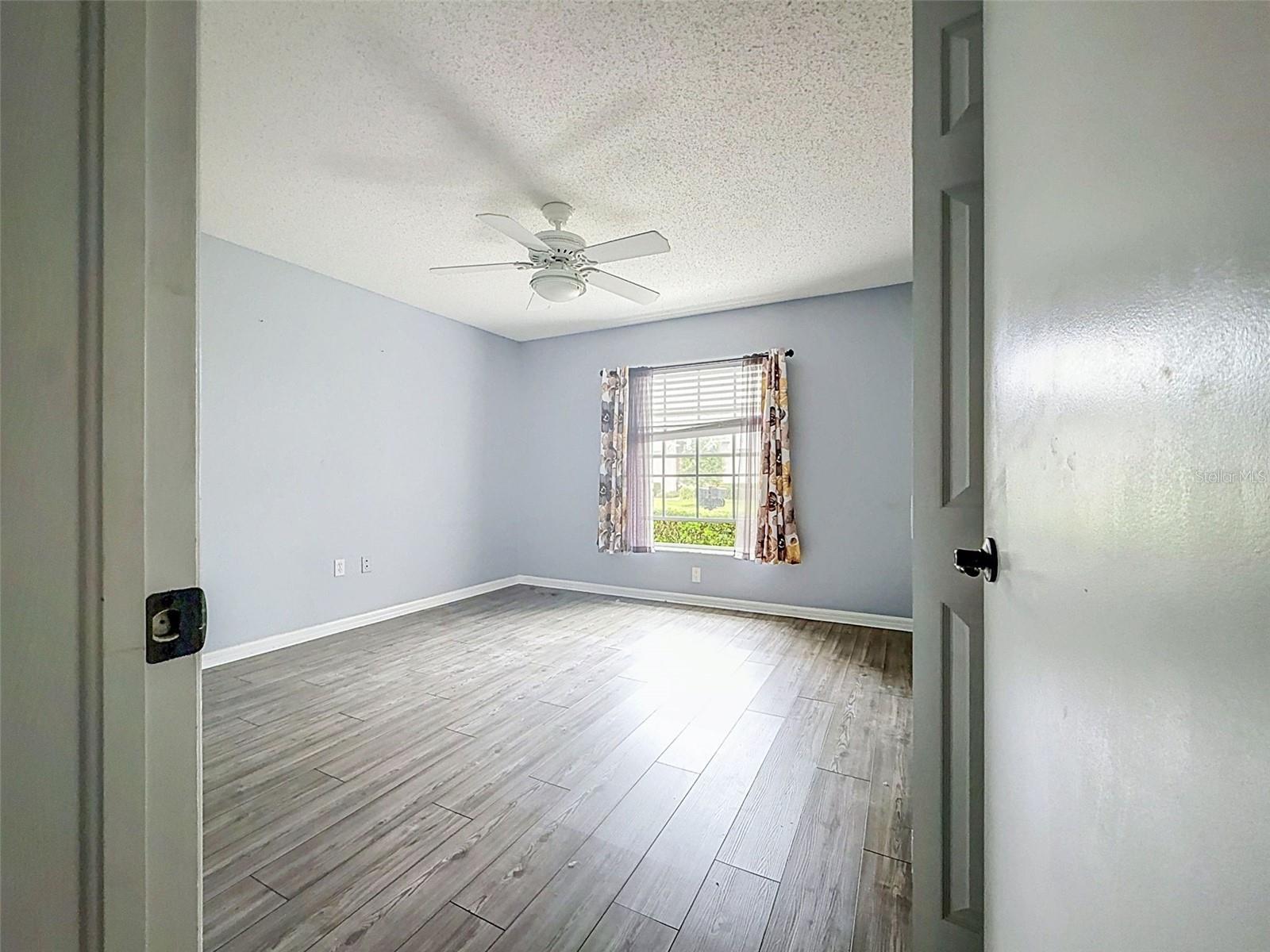 18709 Summersong Dr Property Photo 27