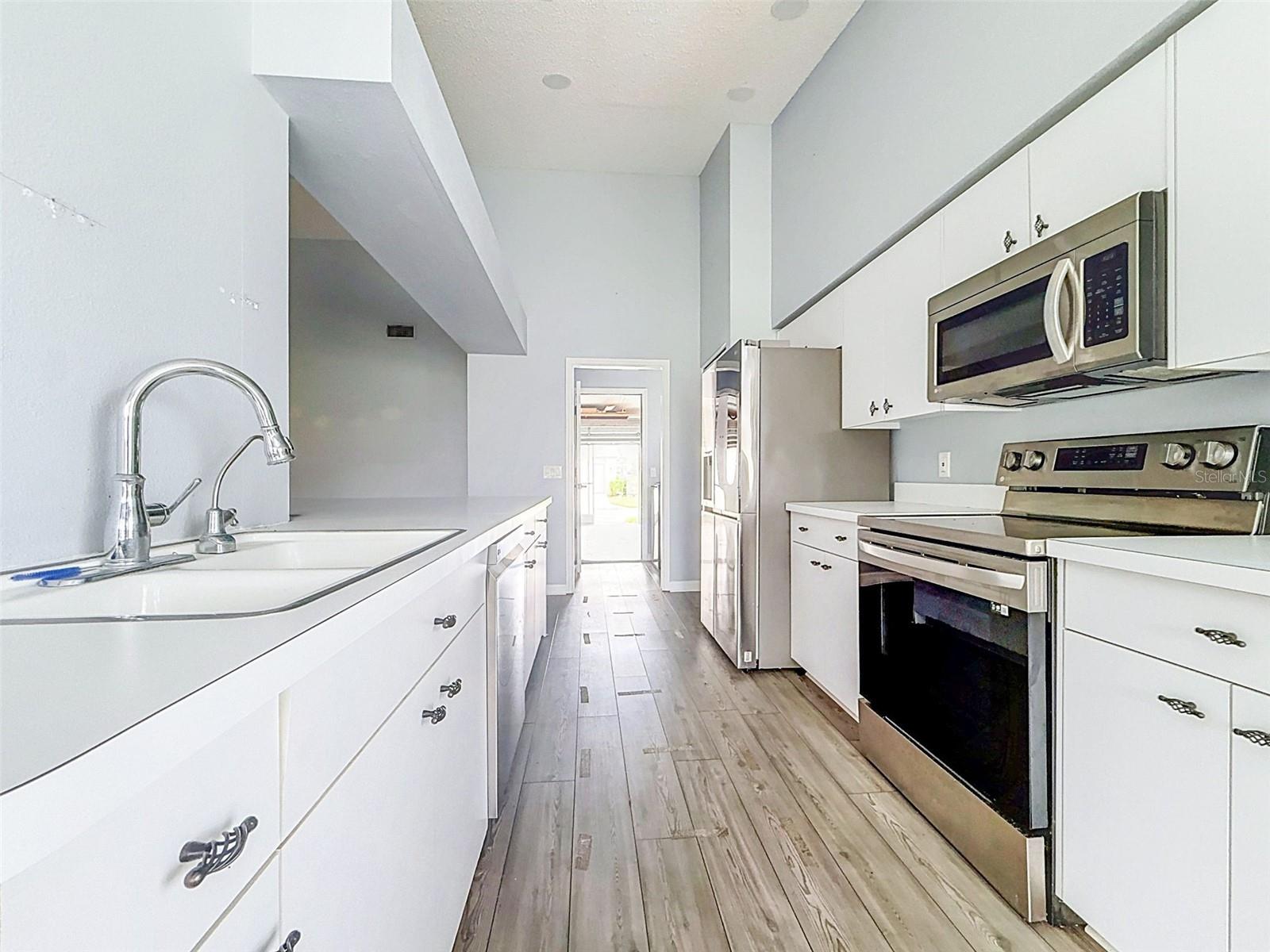 18709 Summersong Dr Property Photo 46