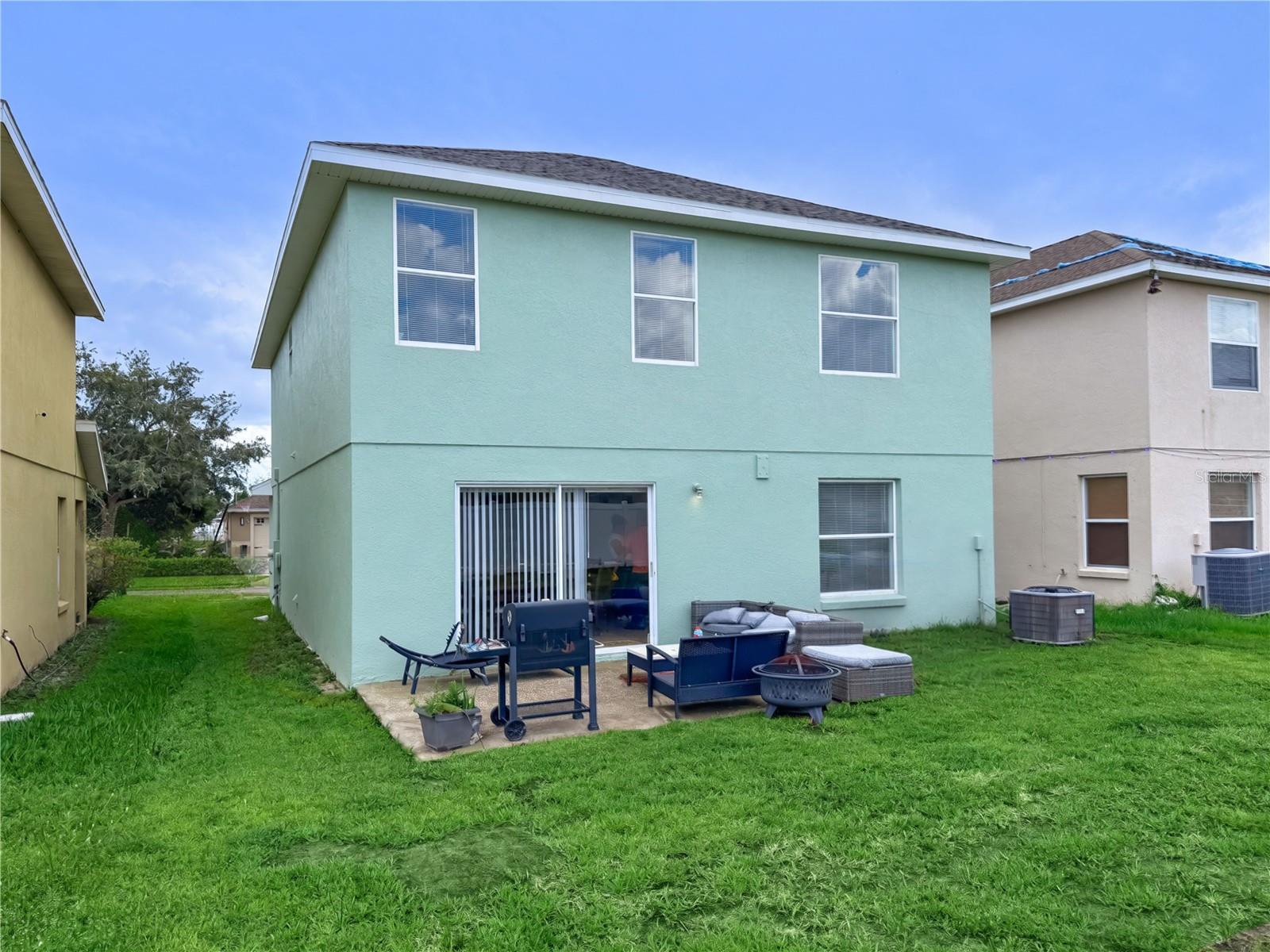 2425 Ashecroft Dr Property Photo 3