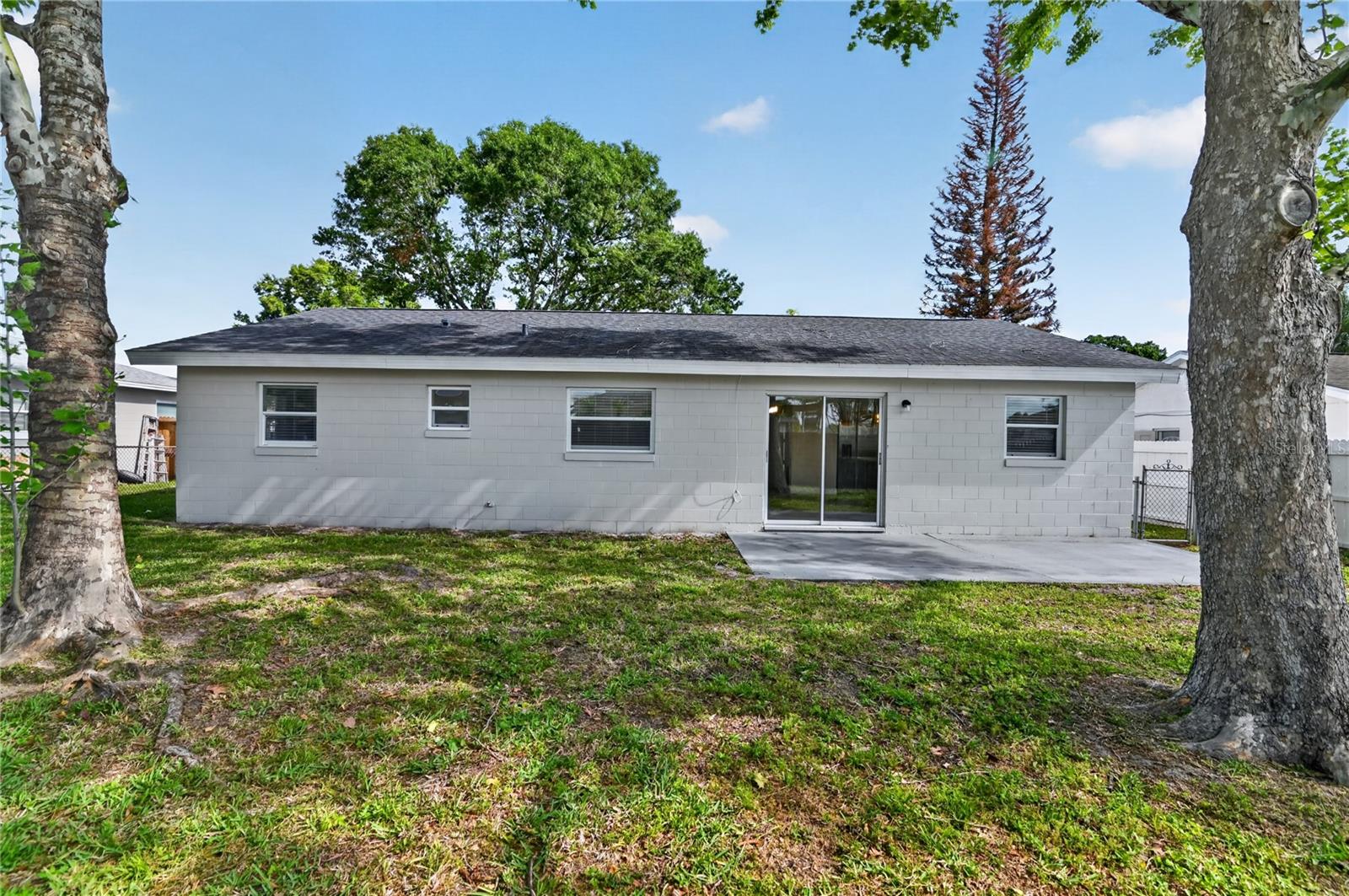 1330 Meadowbrook St Property Photo 25
