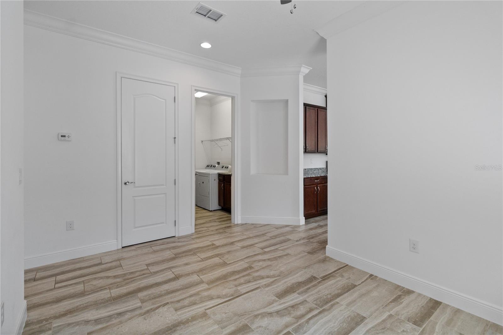 2491 Yellow Brick Rd Property Photo 34