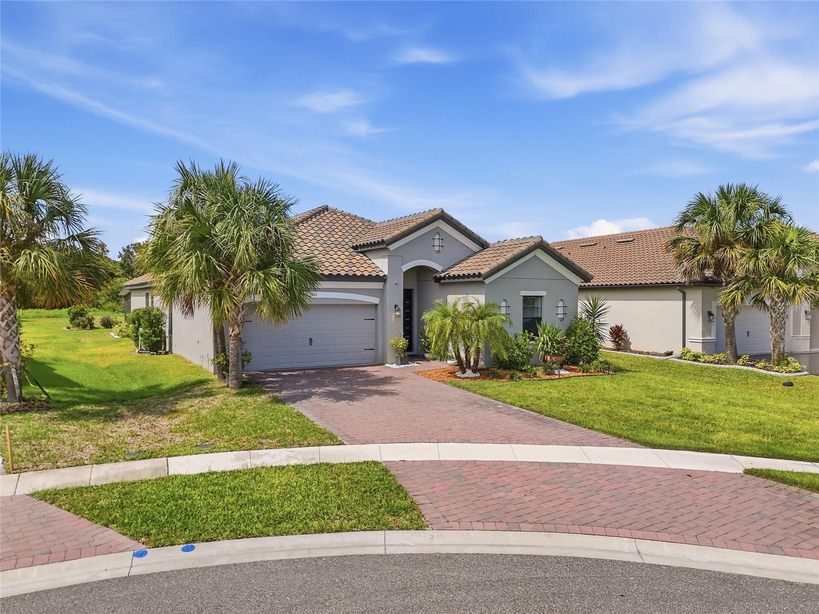 1801 GOBLET COVE ST Property Photo 1