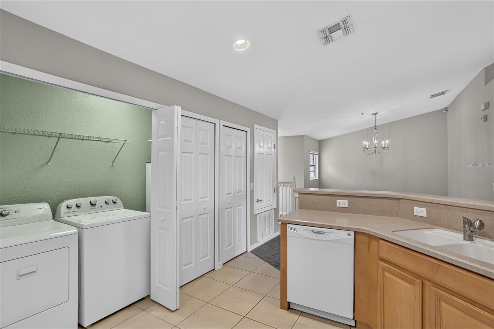 1258 Grady Ln Property Photo 12