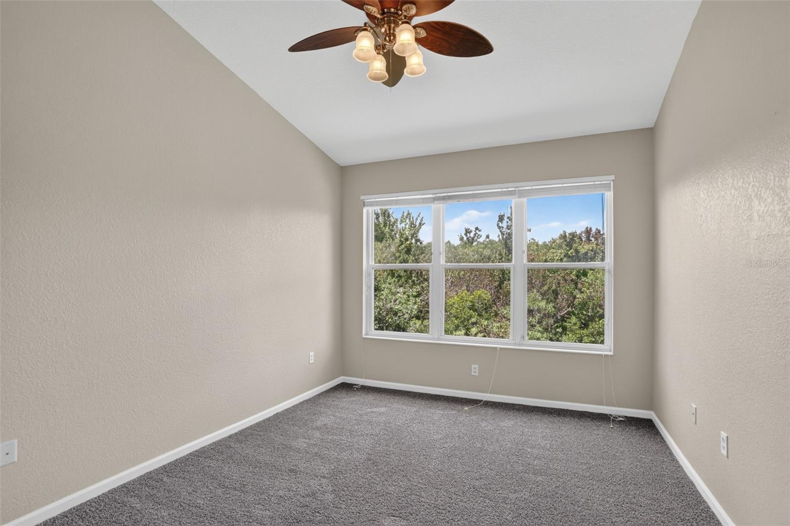 1258 Grady Ln Property Photo 14