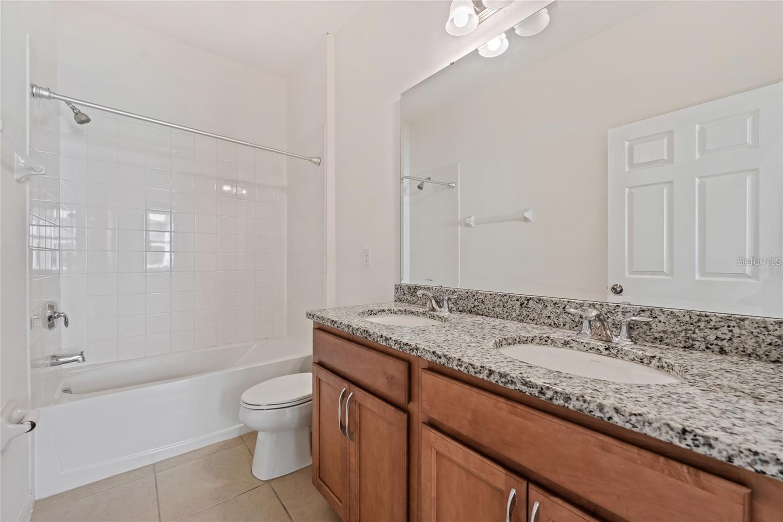 1678 Swan Swim Dr Property Photo 20