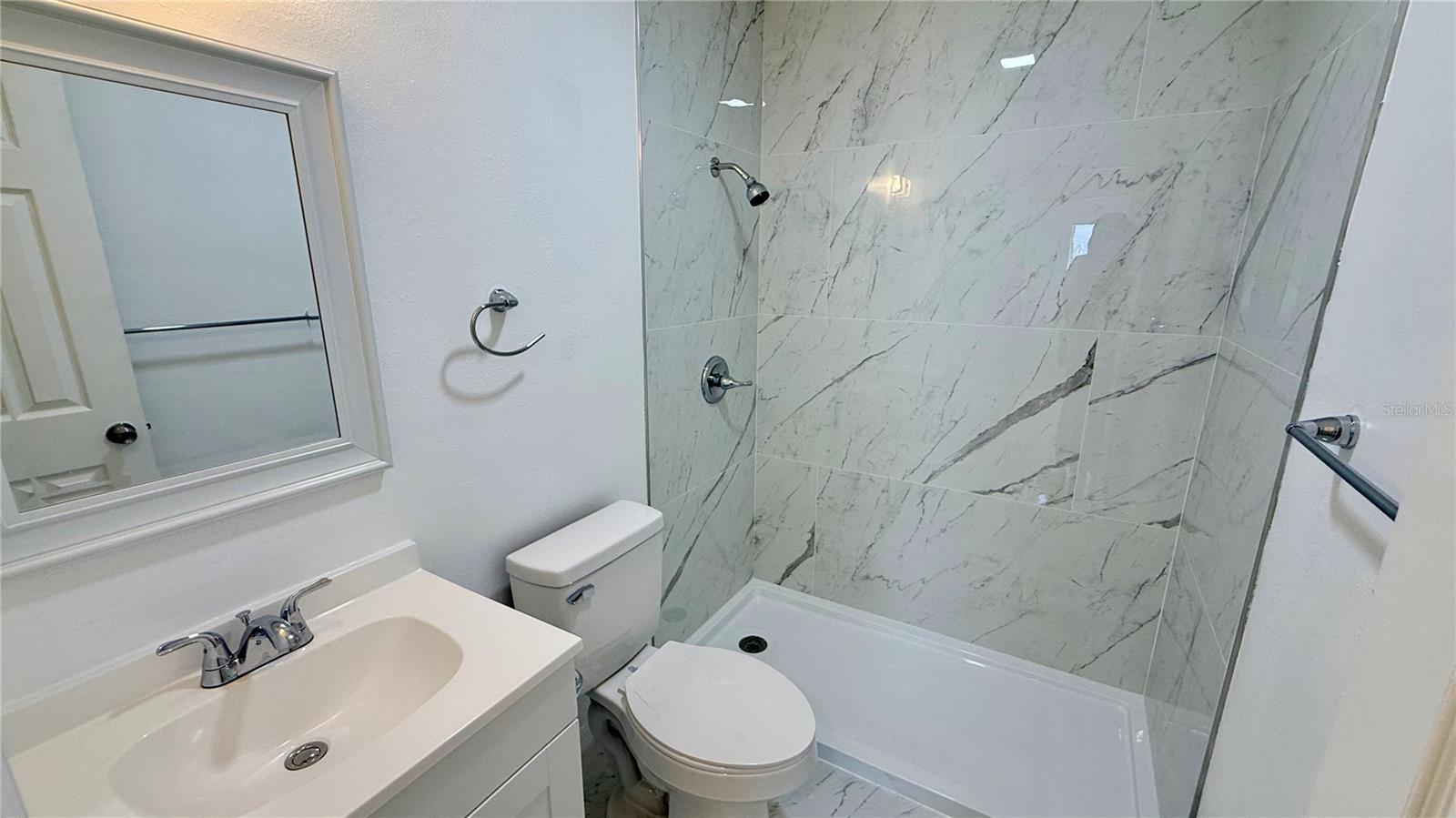 1903 24th Unit C St Property Photo 11