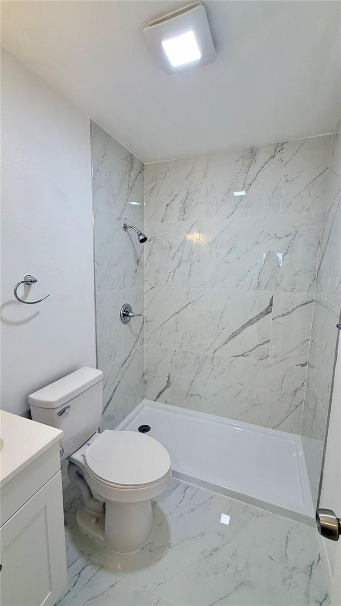 1903 24th Unit C St Property Photo 12