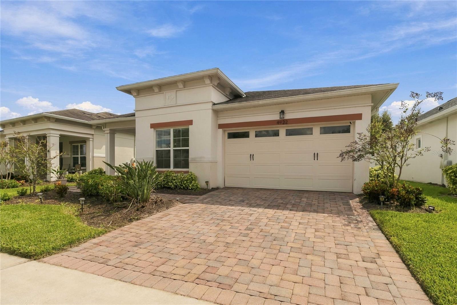 4922 Catalpa Dr Property Photo 2