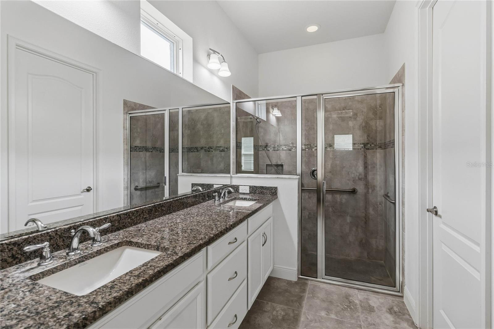 4922 Catalpa Dr Property Photo 22