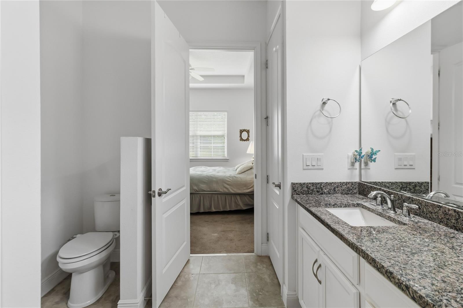 4922 Catalpa Dr Property Photo 25