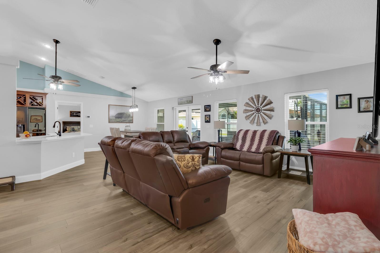 3403 Gator Bay Creek Blvd Property Photo 6