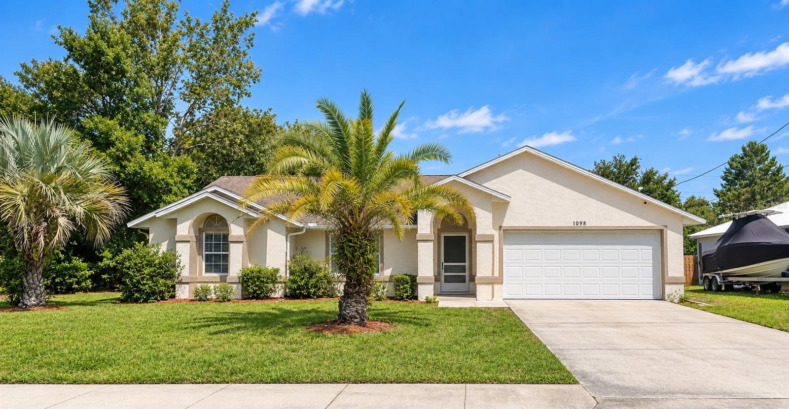 1098 W Seagate Dr Property Photo 1