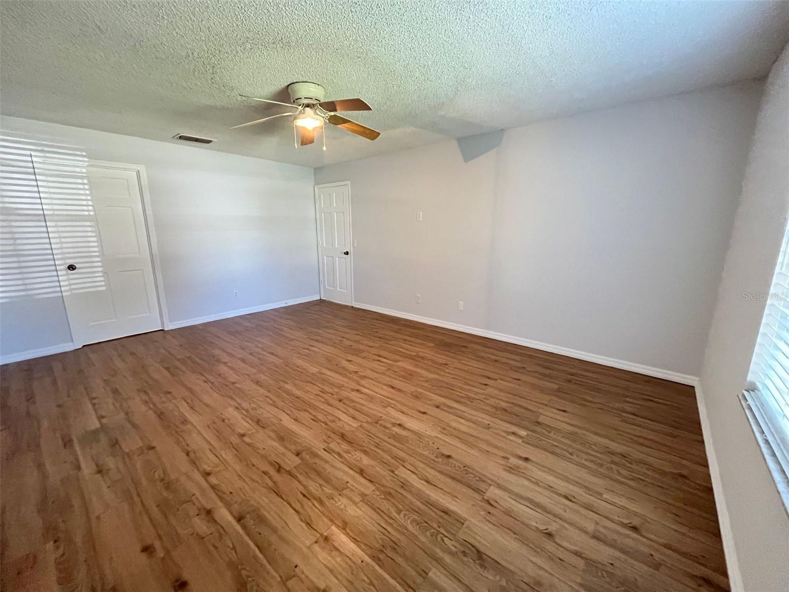 1098 W Seagate Dr Property Photo 13