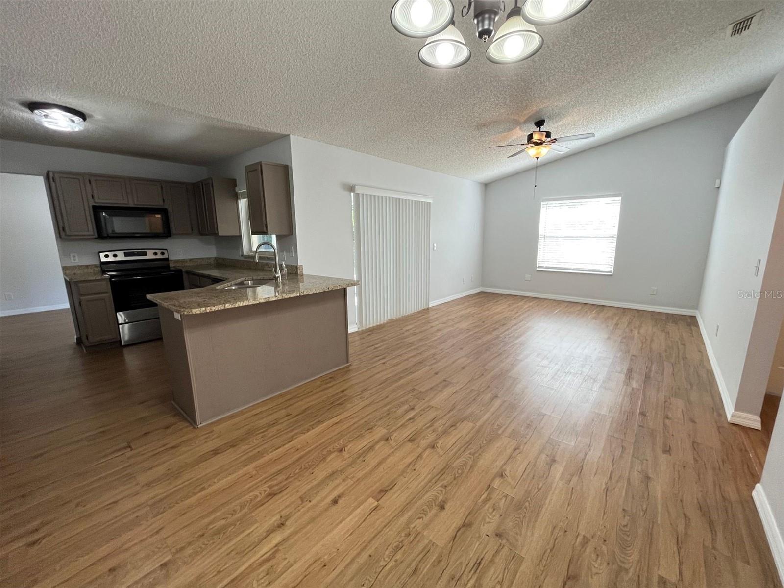 1098 W Seagate Dr Property Photo 19