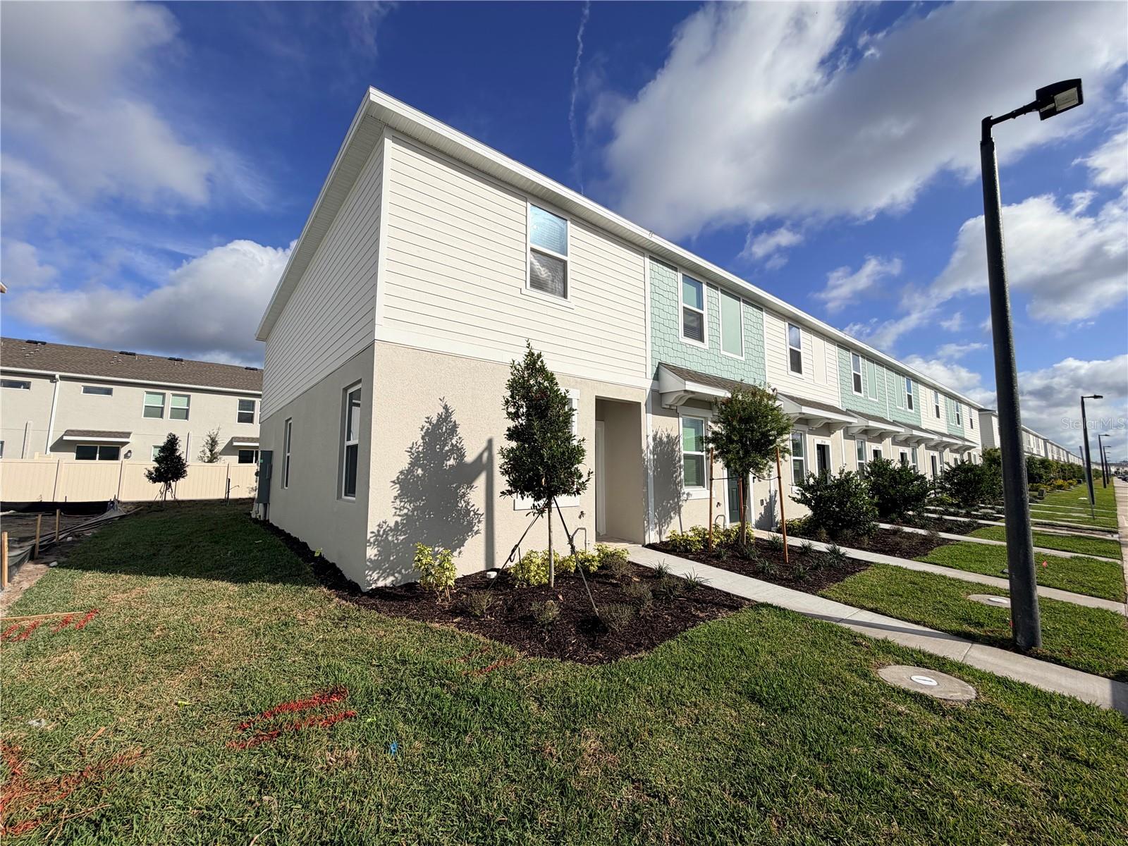 2942 SKYLINE LOOP Property Photo 1