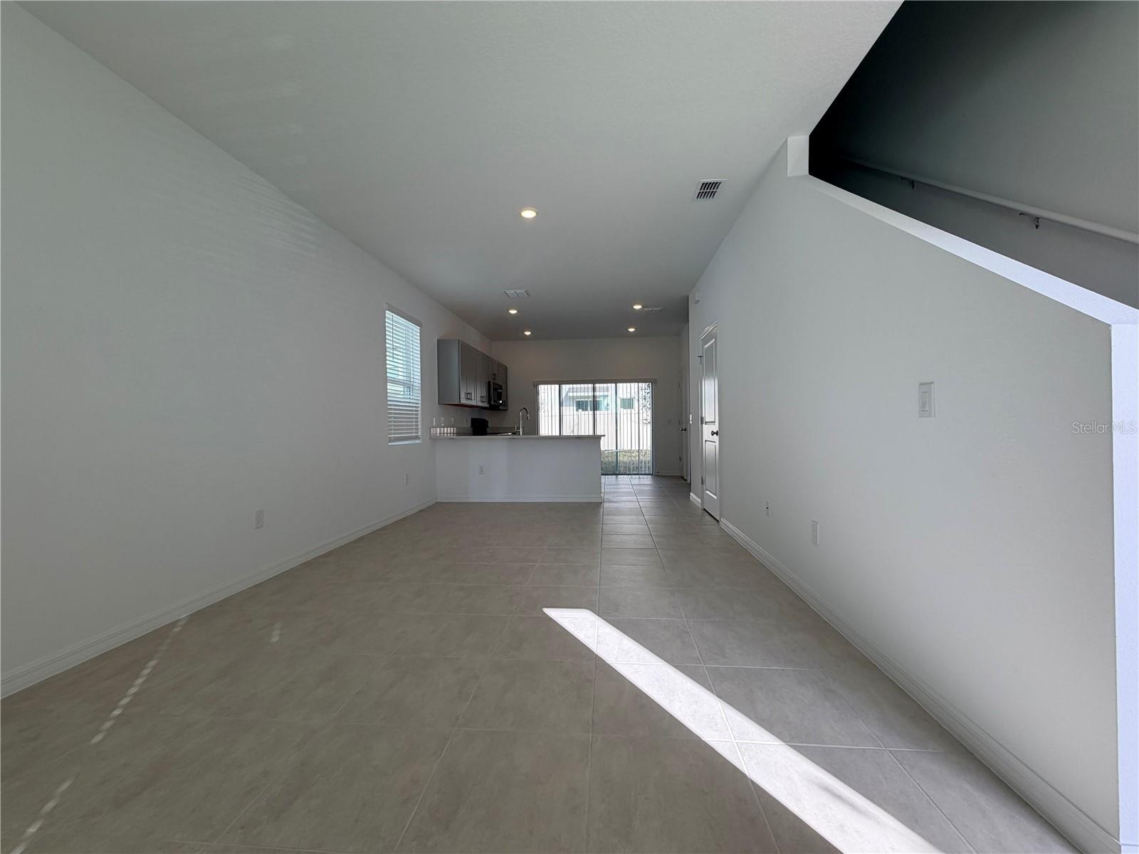 2942 Skyline Loop Property Photo 3