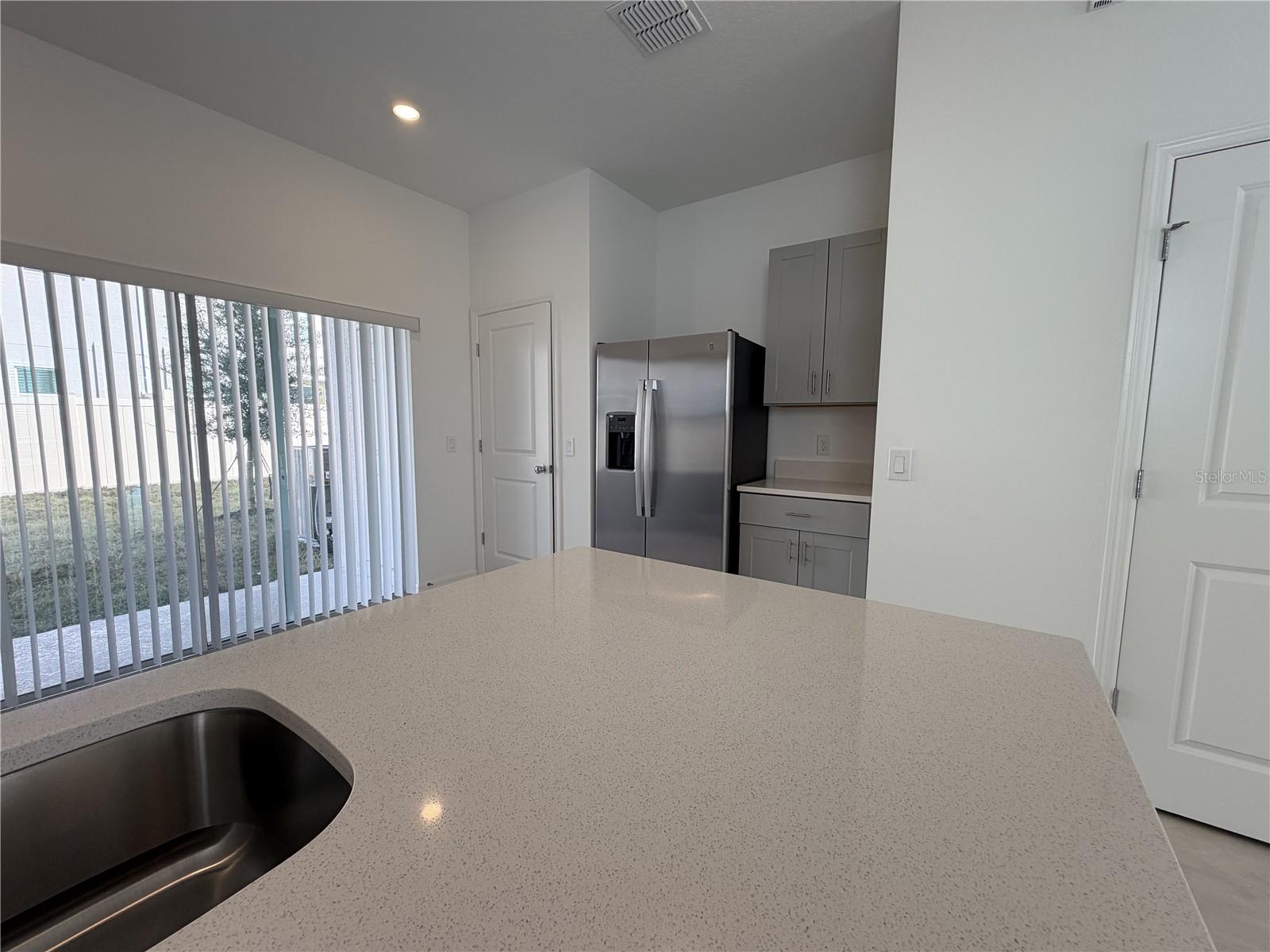 2942 Skyline Loop Property Photo 5
