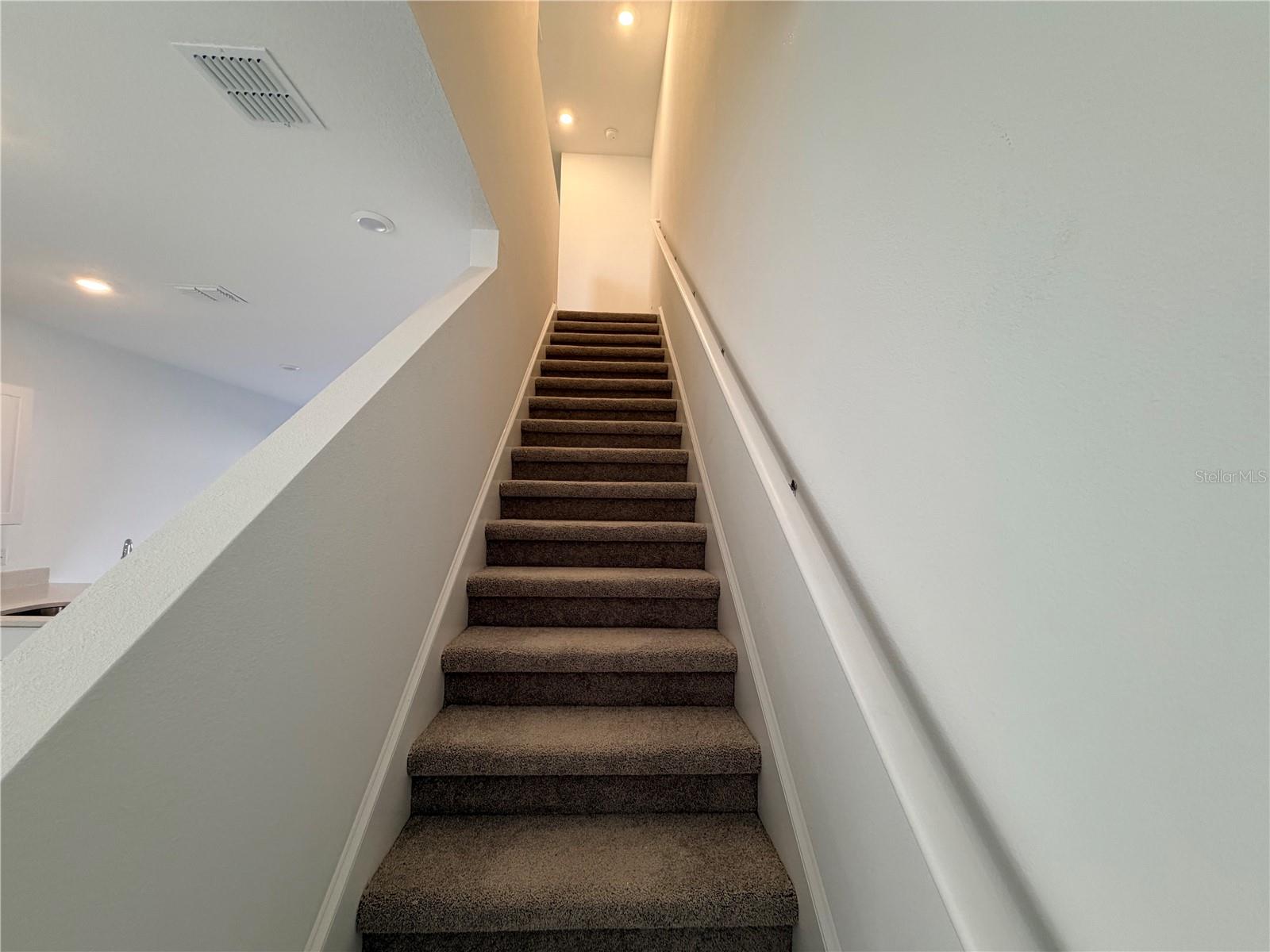 2942 Skyline Loop Property Photo 6