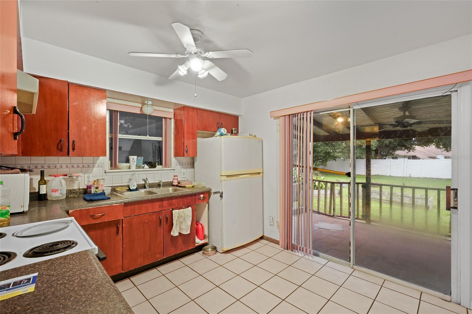 10102 Flowers Ave Property Photo 8