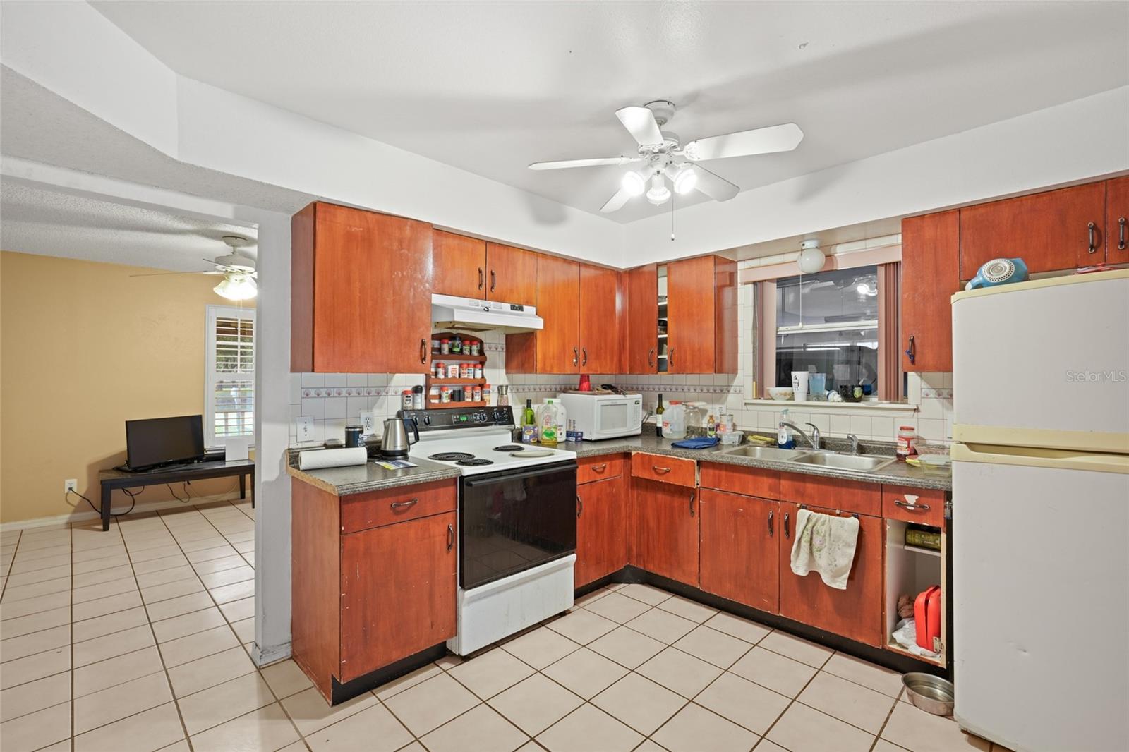 10102 Flowers Ave Property Photo 11