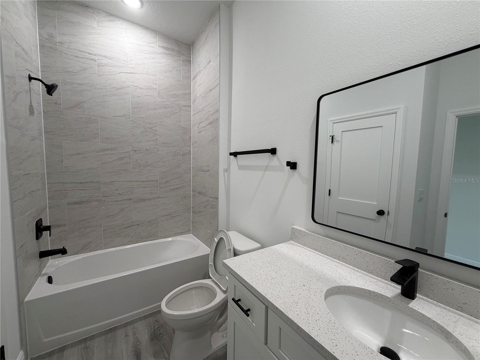 13015 Sw 76th Ct Property Photo 4