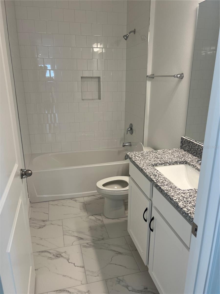 10171 Pearson Ave Property Photo 6