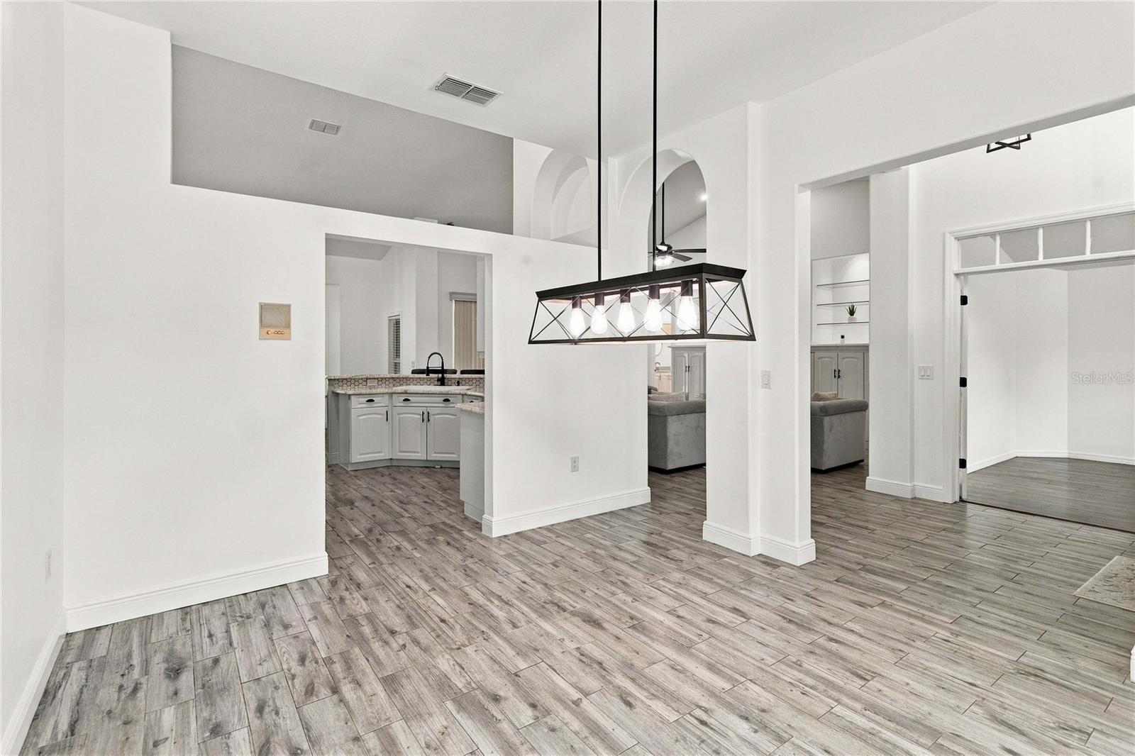 5232 Hammock Cir Property Photo 7