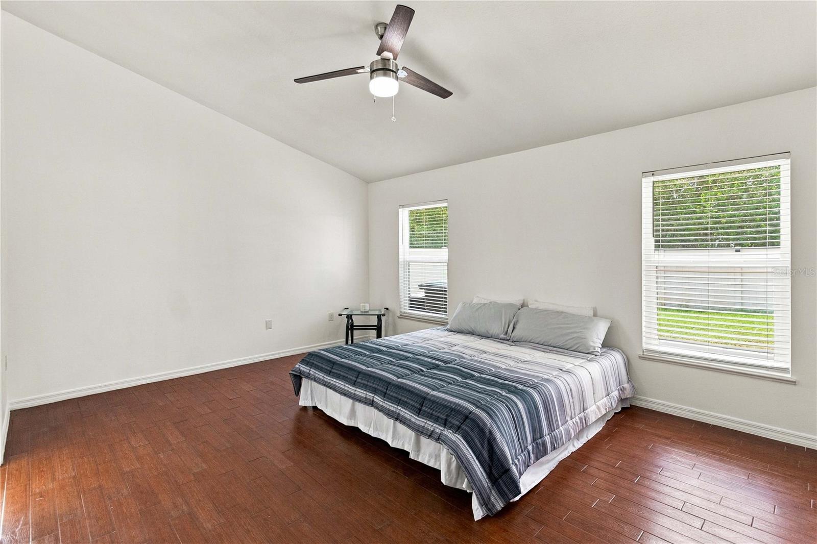 5232 Hammock Cir Property Photo 24