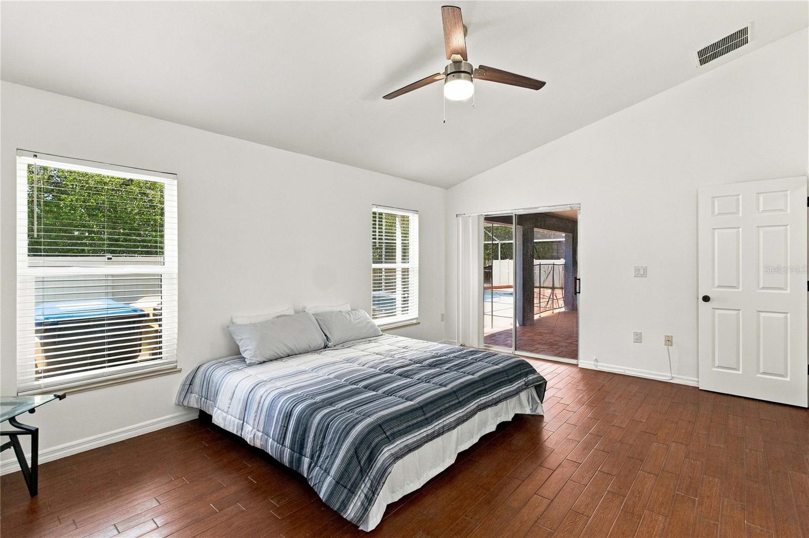 5232 Hammock Cir Property Photo 25
