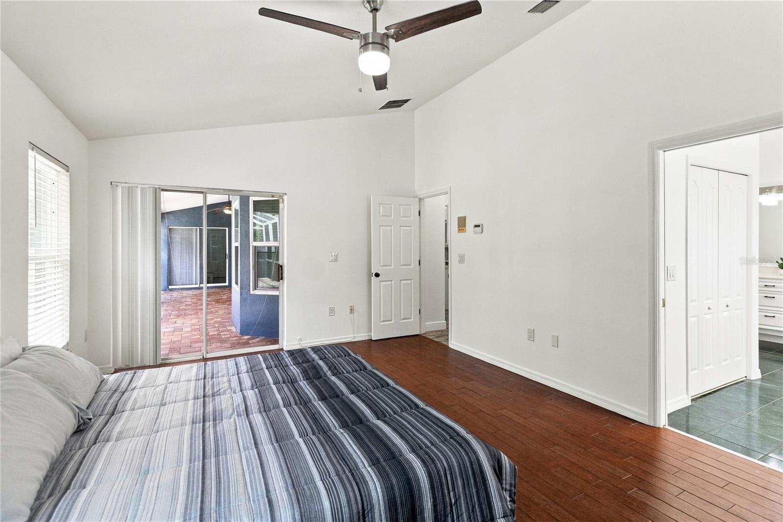5232 Hammock Cir Property Photo 26
