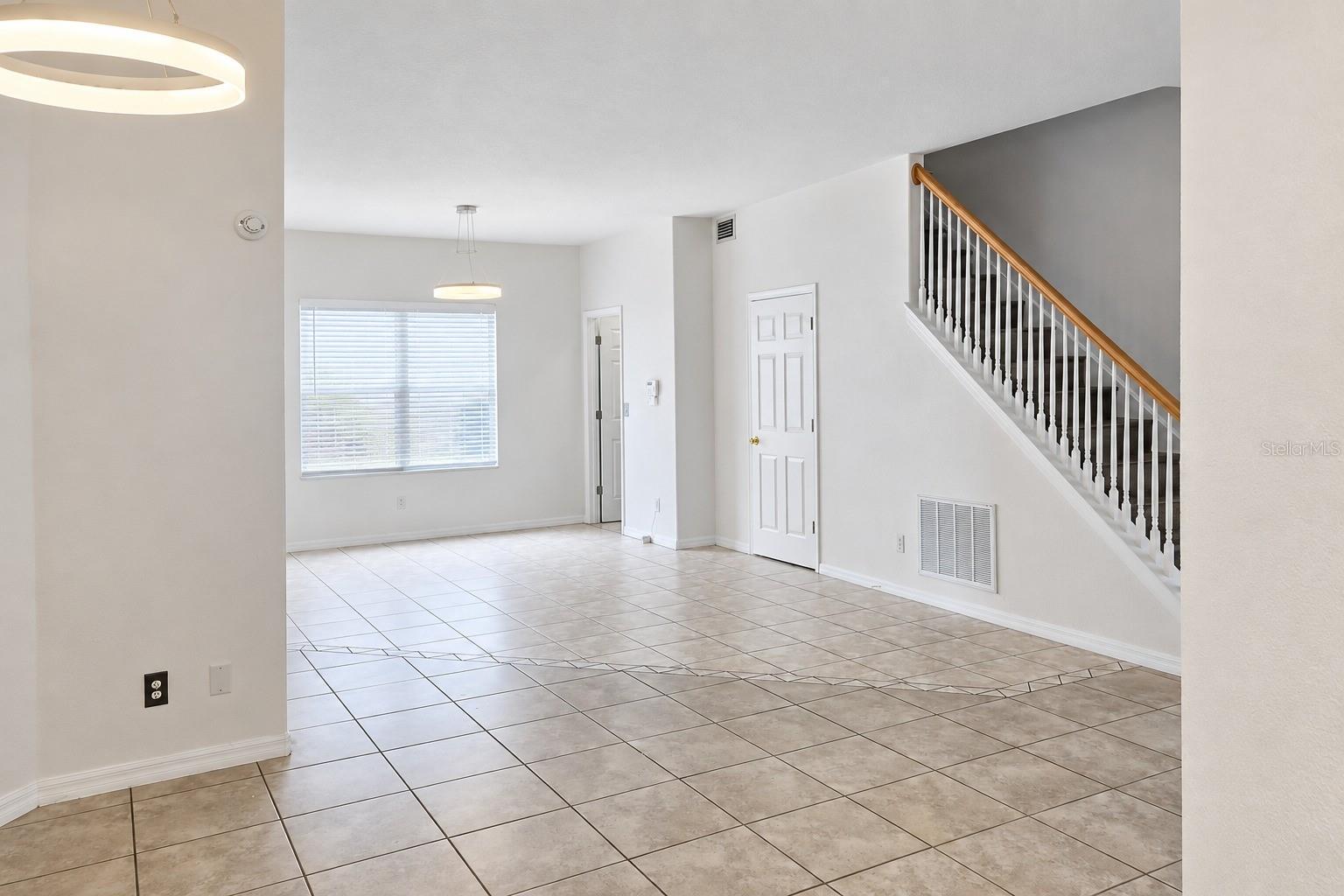 321 Corvina Dr Property Photo 7