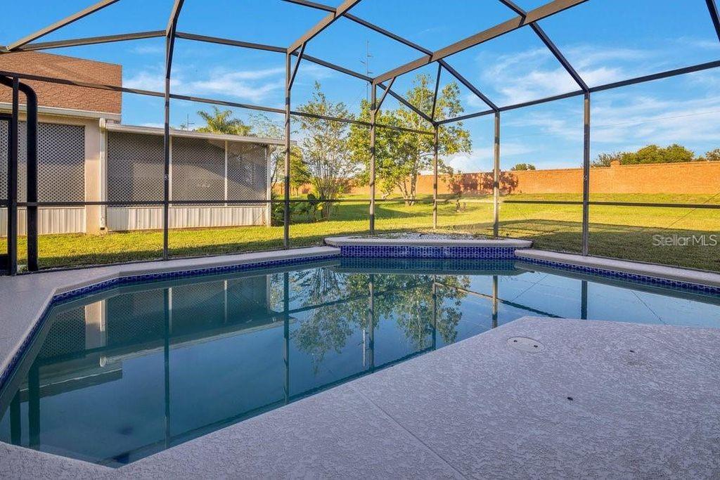 321 Corvina Dr Property Photo 20