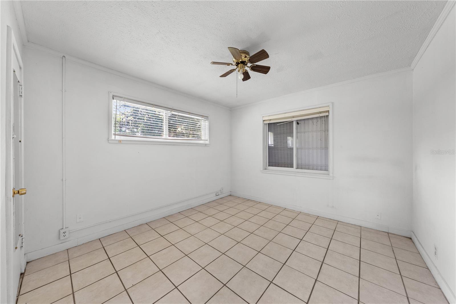 315 Pennsylvania Ave Property Photo 8