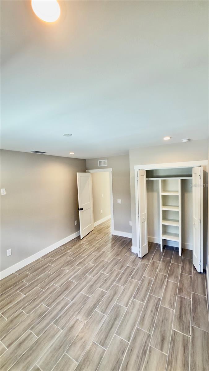 1822 2nd Ave E Property Photo 13