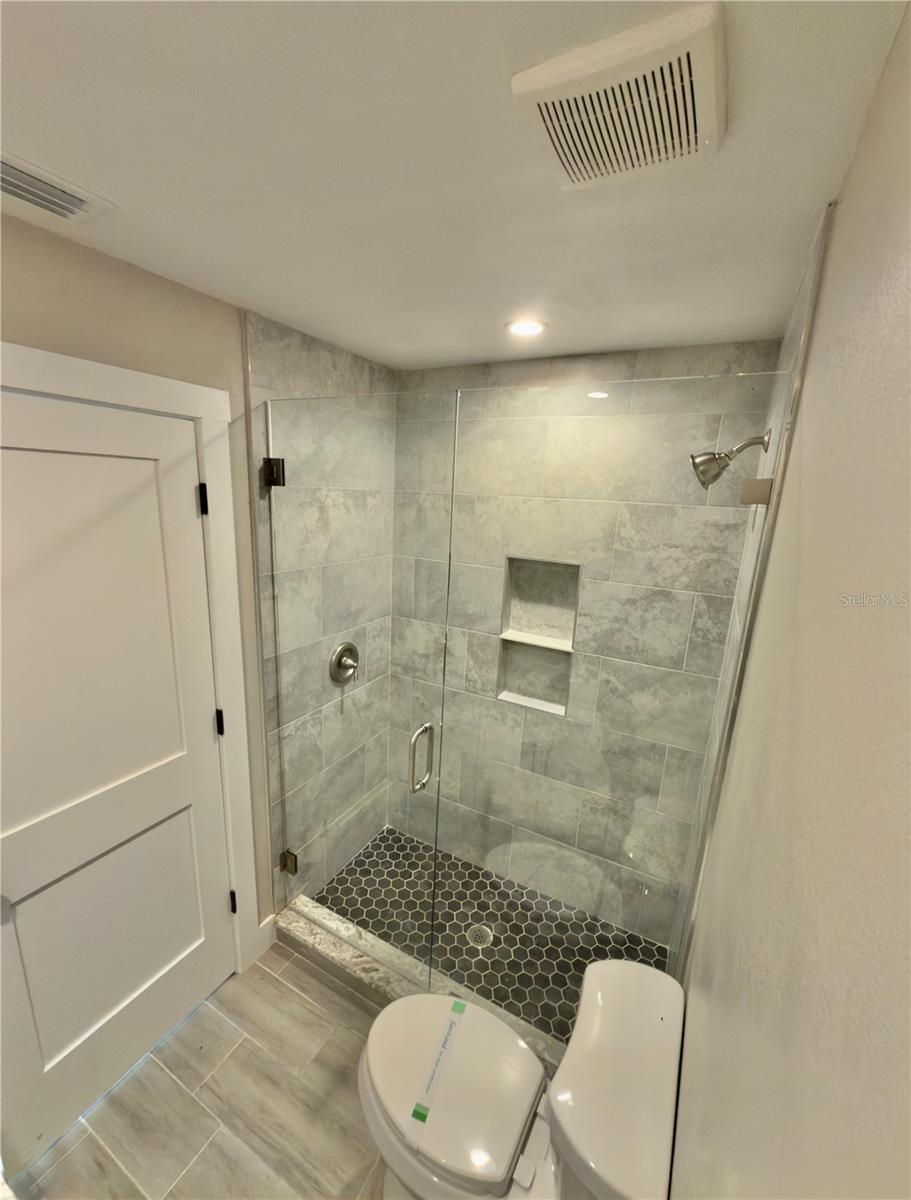 1822 2nd Ave E Property Photo 16