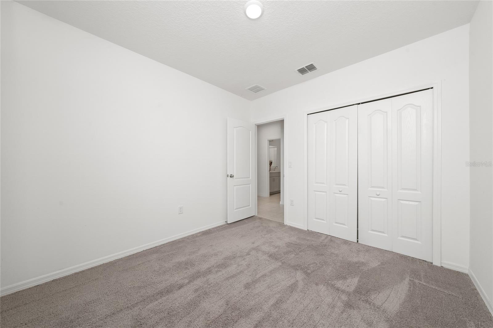 151 Flatfish Ct Property Photo 11