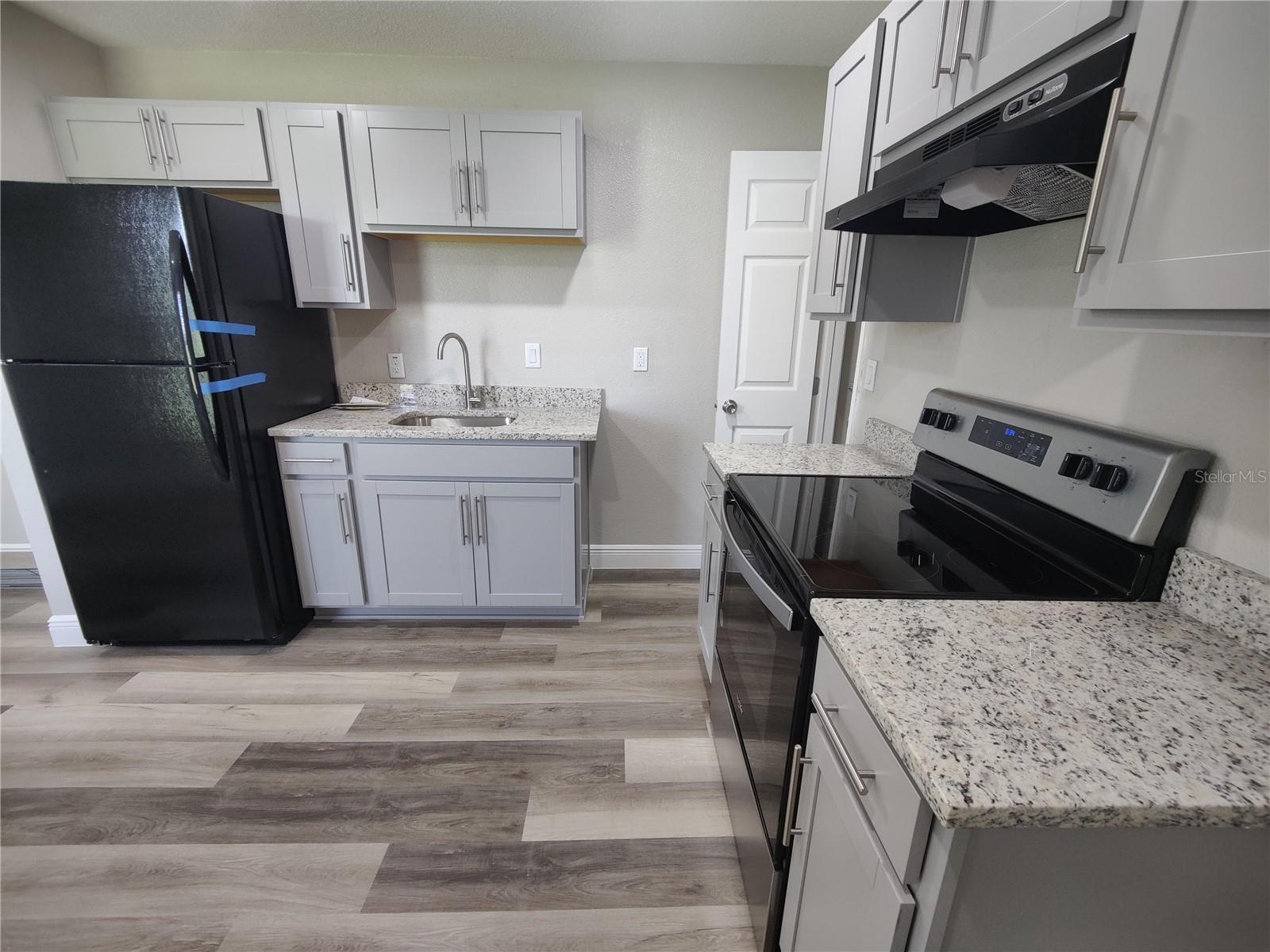 6804 Beth Rd #a Property Photo 4