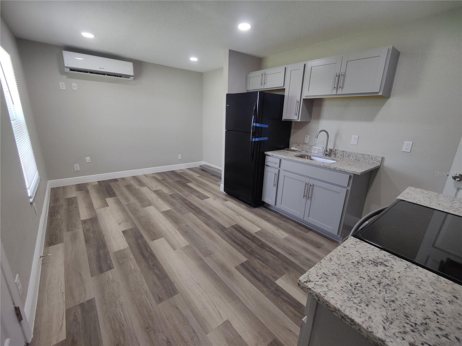 6804 Beth Rd #a Property Photo 5