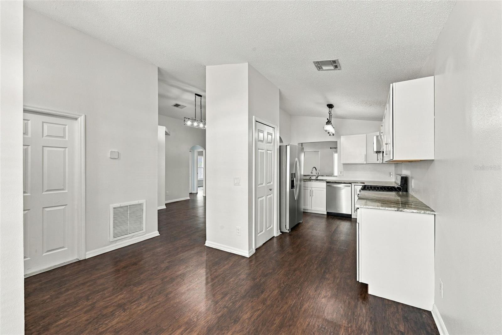 2354 Blue Sapphire Cir Property Photo 7