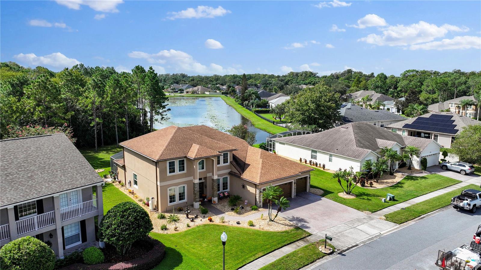 9108 Shadowbrook Trl Property Photo 2
