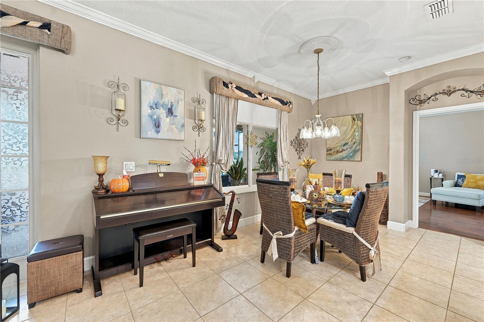 9108 Shadowbrook Trl Property Photo 28