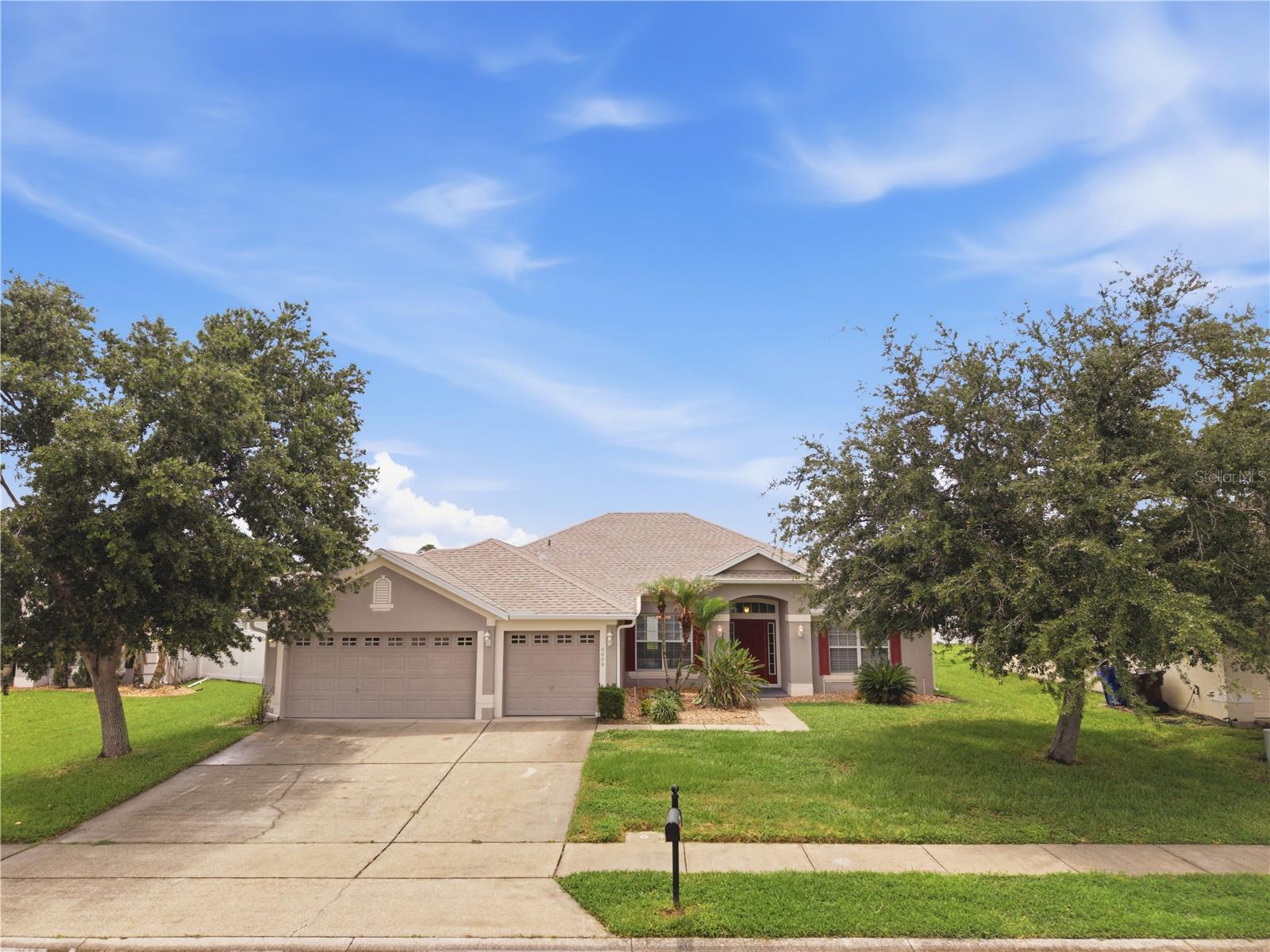 6008 KEYSTONE POINTE DR Property Photo 1