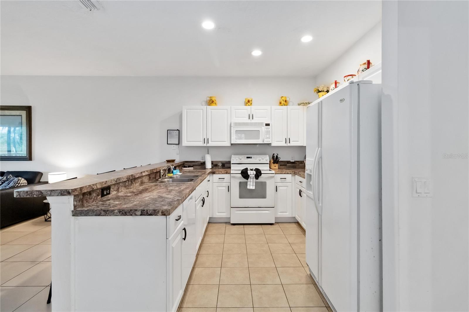 3127 Sun Lake Ct #a Property Photo 3