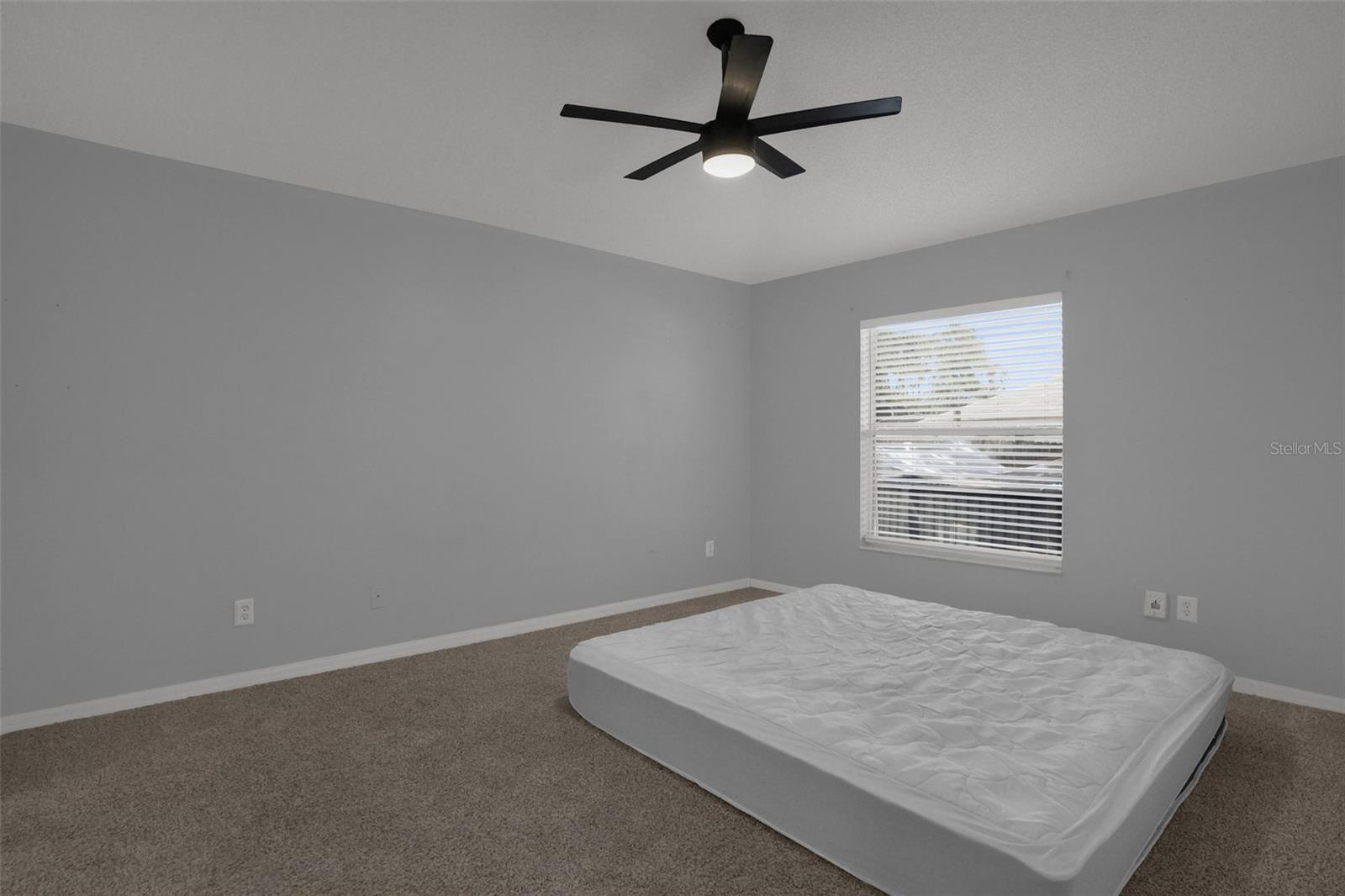 830 Sandhurst Ct Property Photo 12