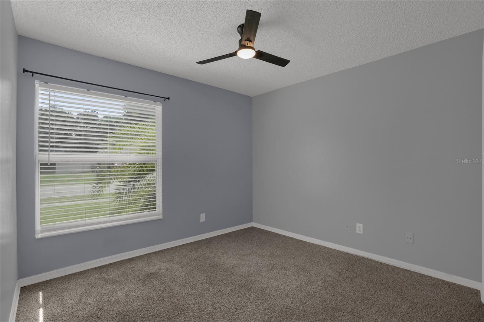 830 Sandhurst Ct Property Photo 20