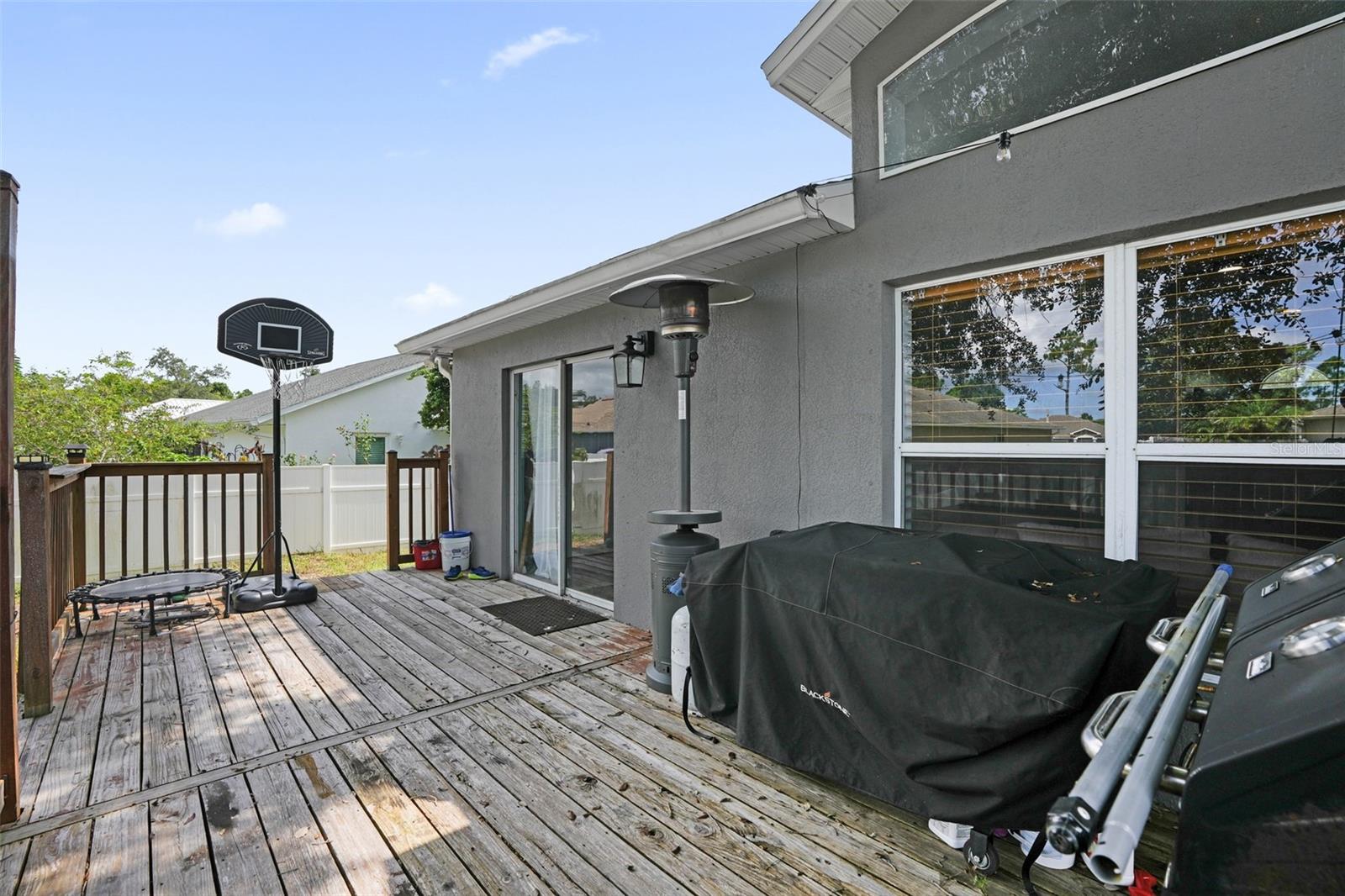 830 Sandhurst Ct Property Photo 25