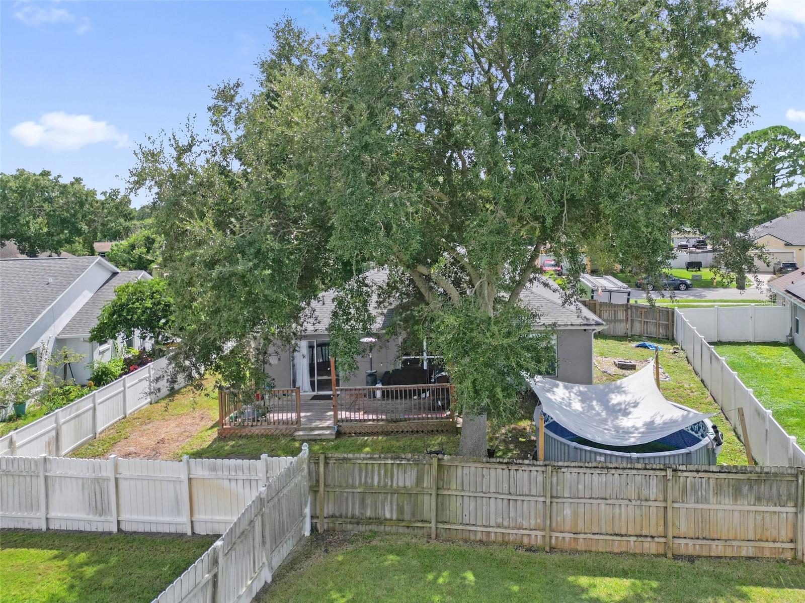 830 Sandhurst Ct Property Photo 28