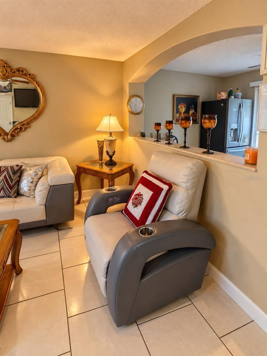 100 Windy Dune Ct Property Photo 6