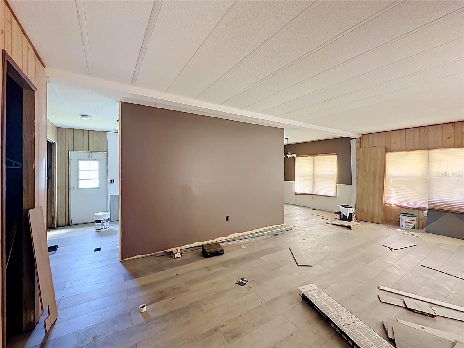 3019 Redbud Ln Property Photo 6