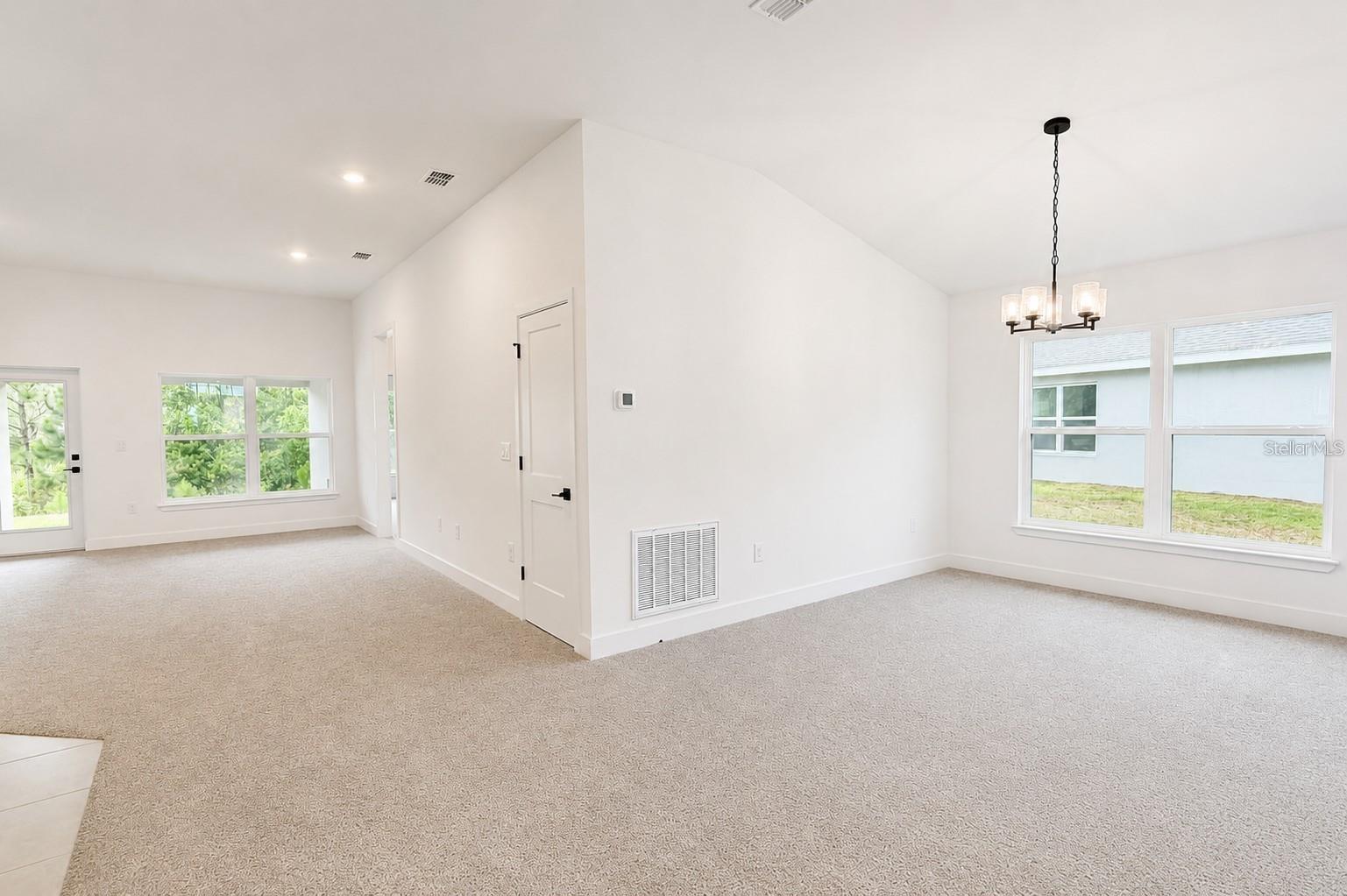 7714 Bent Tree Loop Property Photo 4